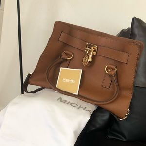 MK handbag w/ dust bag